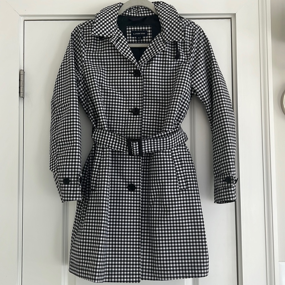 LANDS END BLACK & WHITE CHECK JACKET WITH HOOD SZ S/P